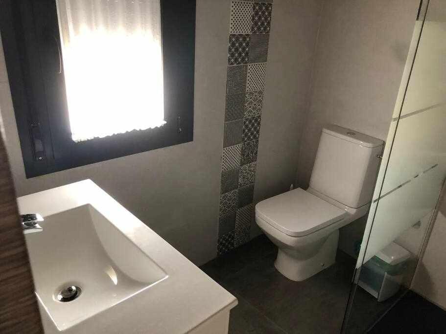 Alojamiento El Pez Casa Con Piscina Climatizada Villafranca de los Caballeros エクステリア 写真