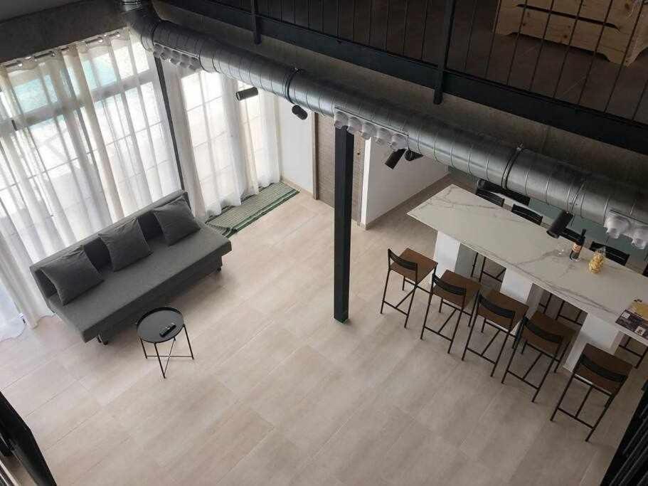 Alojamiento El Pez Casa Con Piscina Climatizada Villafranca de los Caballeros エクステリア 写真